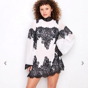 Queen 4 a Day by HAH; black and white MOD shift dress, L